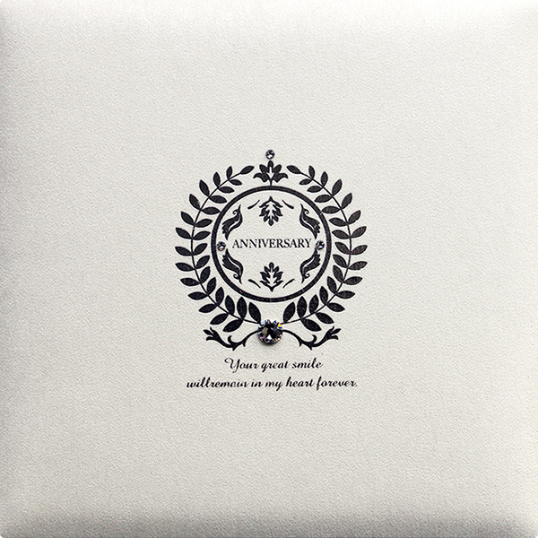 デジタルアルバム Emblem（エンブレム） カラー：ホワイト